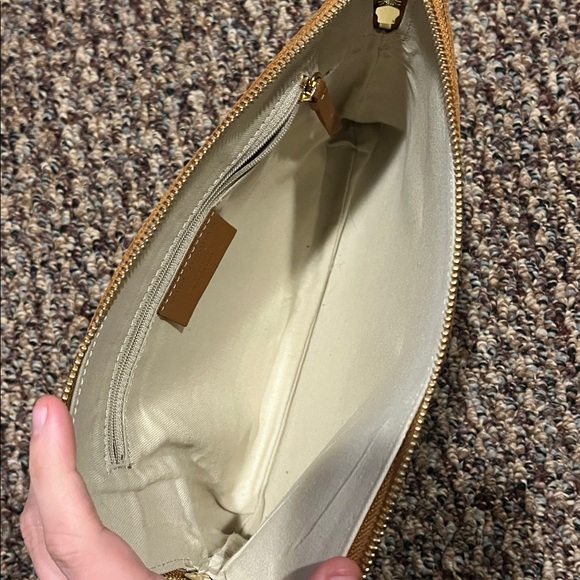 ♻️Mark & Graham Leather Pouch - Picture 4 of 6